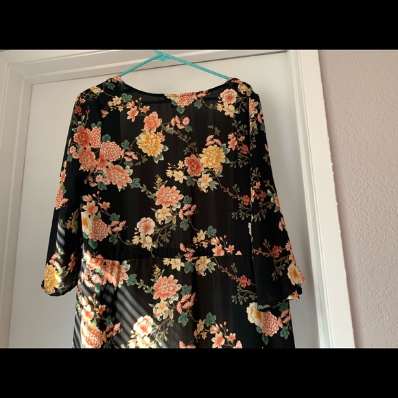 Forever 21 pretty much new!! - Picture 4 of 5